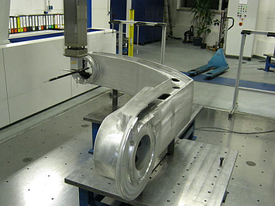 Ceiling Arm 2 400x300